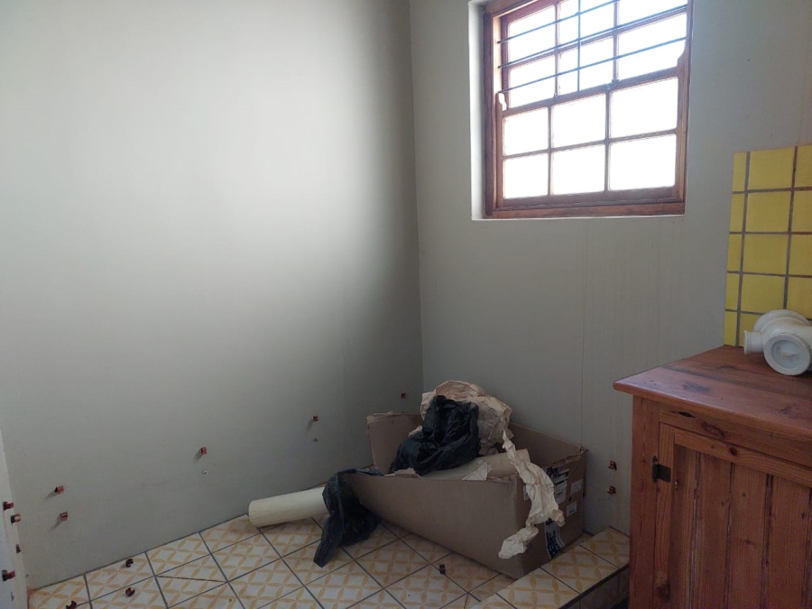 7 Bedroom Property for Sale in Ladismith Rural Western Cape